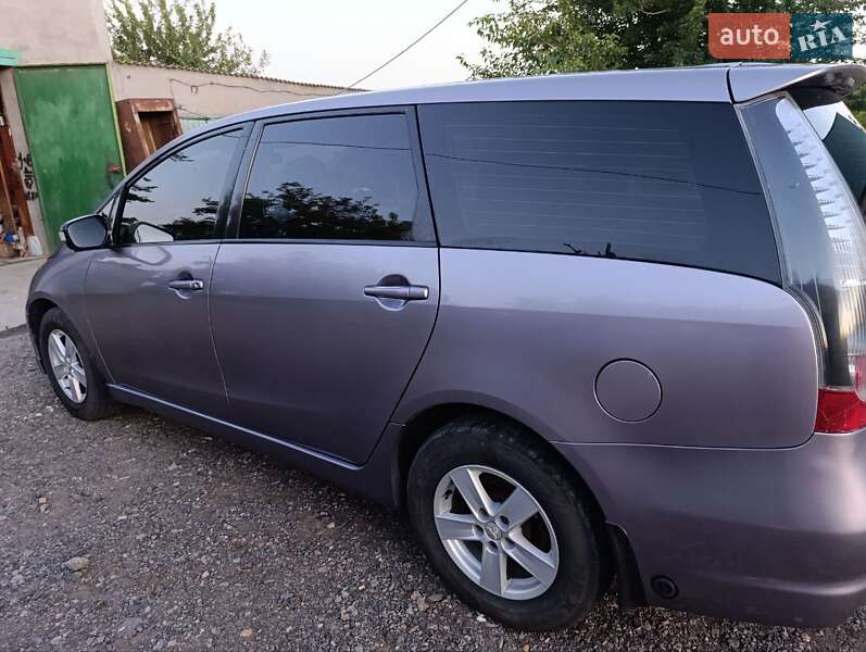 Минивэн Mitsubishi Grandis 2006 в Николаеве