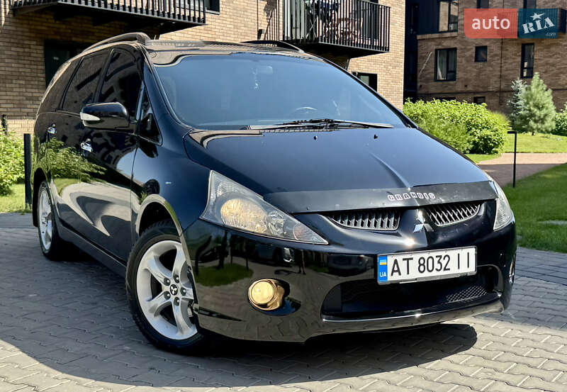 Мінівен Mitsubishi Grandis 2007 в Івано-Франківську