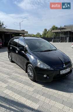 Минивэн Mitsubishi Grandis 2006 в Ужгороде