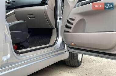 Минивэн Mitsubishi Grandis 2007 в 