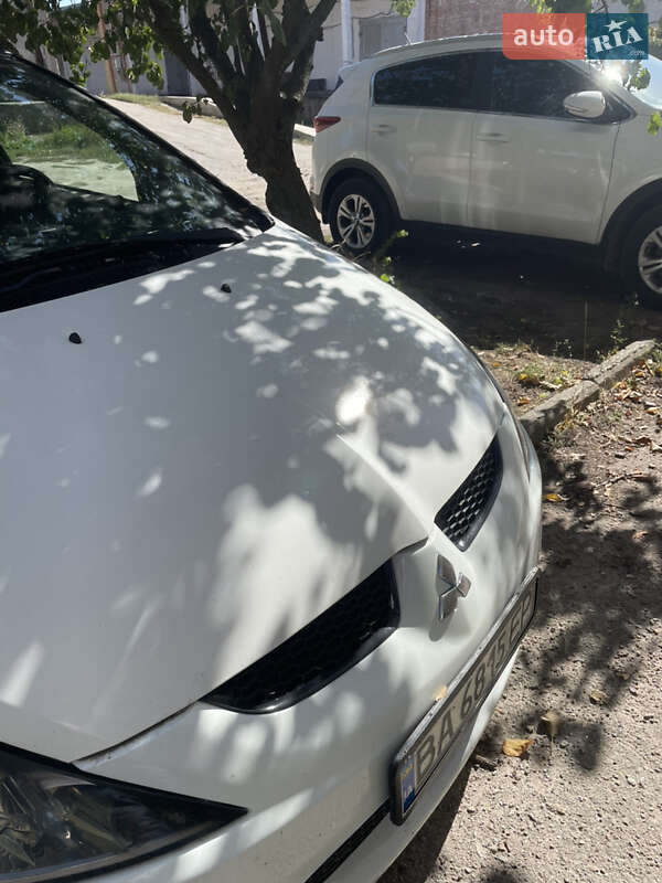 Мінівен Mitsubishi Grandis 2008 в Кропивницькому фото 14 Мінівен Mitsubishi Grandis 2008 в Кропивницькому