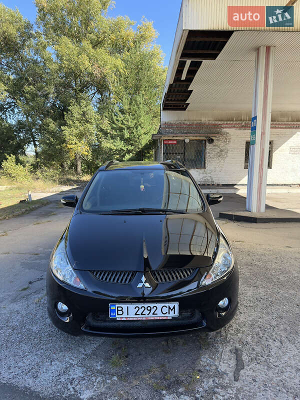 Mitsubishi Grandis 2008