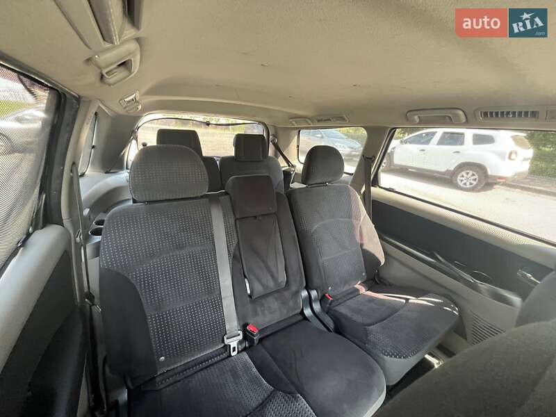 Минивэн Mitsubishi Grandis 2006 в Белой Церкви фото 15 Минивэн Mitsubishi Grandis 2006 в Белой Церкви