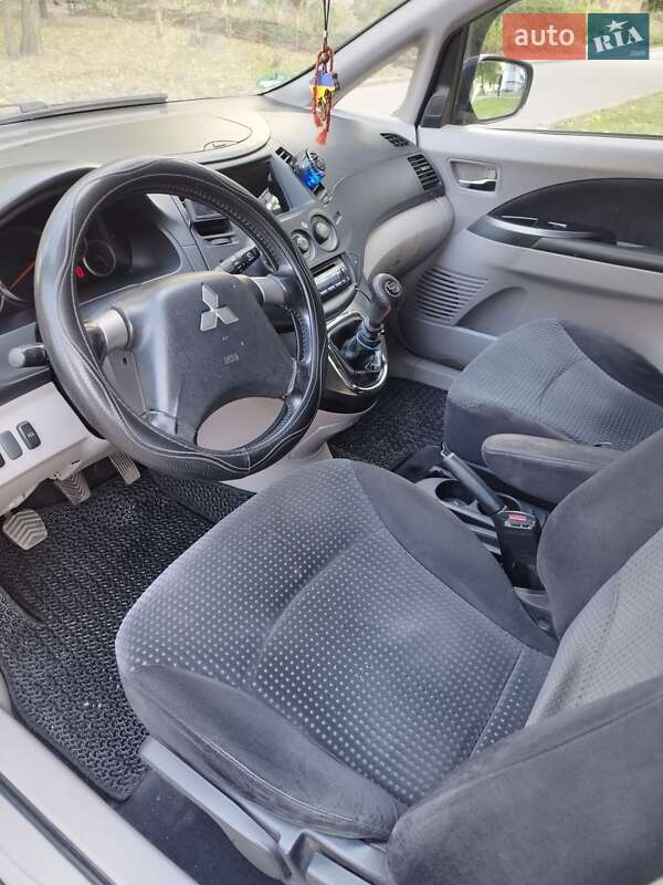 Мінівен Mitsubishi Grandis 2005 в Запоріжжі