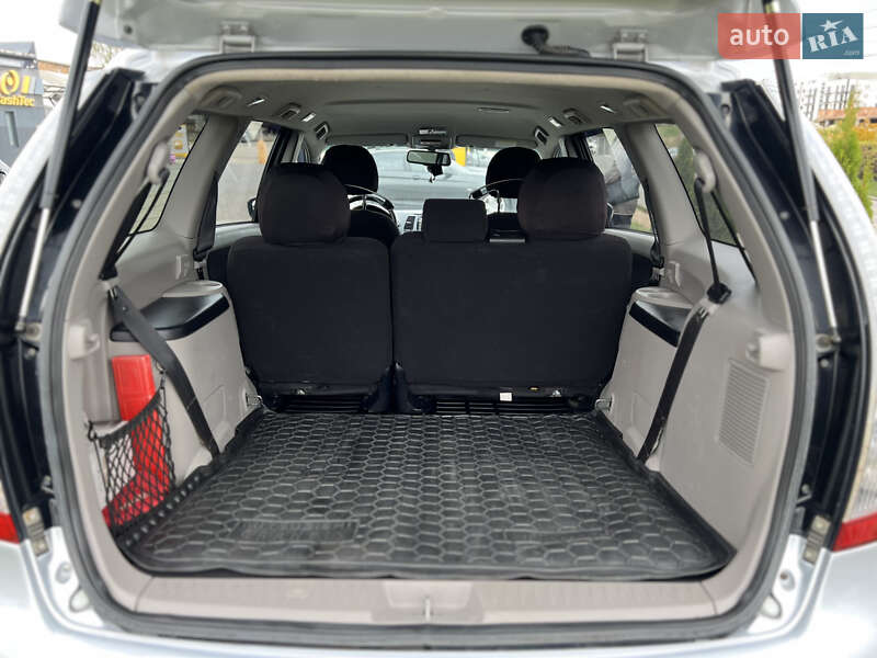 Мінівен Mitsubishi Grandis 2008 в Чернівцях