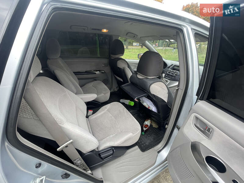 Минивэн Mitsubishi Grandis 2004 в Киеве фото 7 Минивэн Mitsubishi Grandis 2004 в Киеве