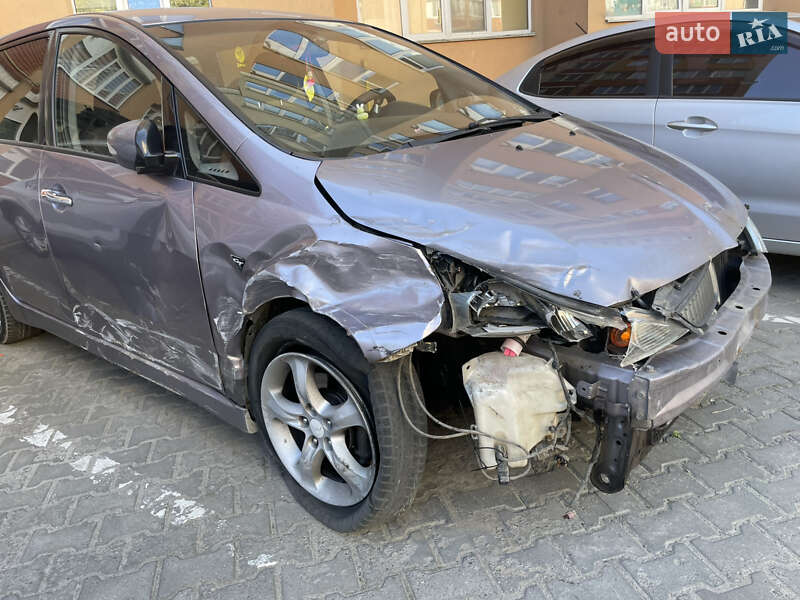Минивэн Mitsubishi Grandis 2006 в 