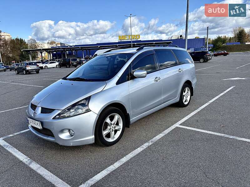 Минивэн Mitsubishi Grandis 2005 в Киеве фото 6 Минивэн Mitsubishi Grandis 2005 в Киеве