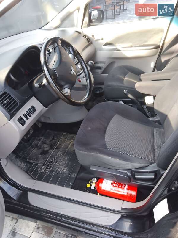 Минивэн Mitsubishi Grandis 2009 в Шепетовке