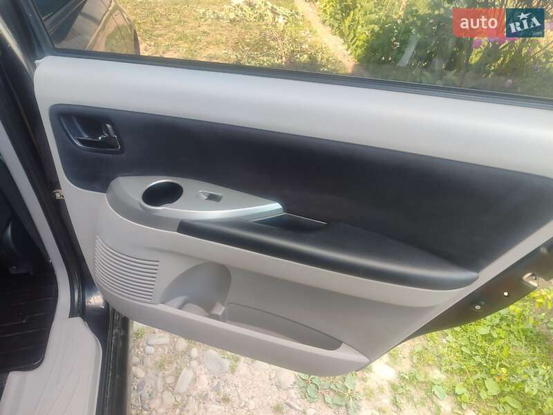 Минивэн Mitsubishi Grandis 2007 в Калуше