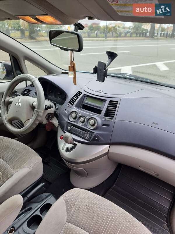 Мінівен Mitsubishi Grandis 2004 в Харкові фото 4 Мінівен Mitsubishi Grandis 2004 в Харкові
