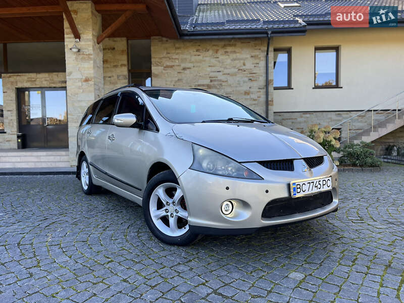Мінівен Mitsubishi Grandis 2007 в Жовкві