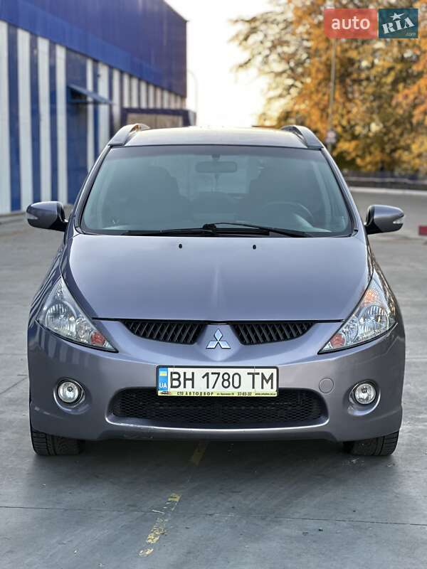 Мінівен Mitsubishi Grandis 2005 в Одесі фото 3 Мінівен Mitsubishi Grandis 2005 в Одесі