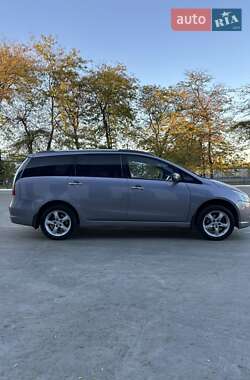 Минивэн Mitsubishi Grandis 2005 в  фото 13 Минивэн Mitsubishi Grandis 2005 в