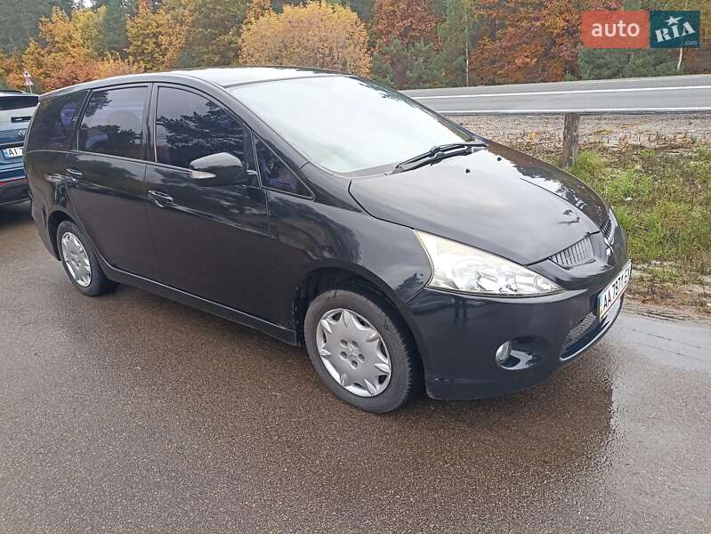 Мінівен Mitsubishi Grandis 2008 в Києві