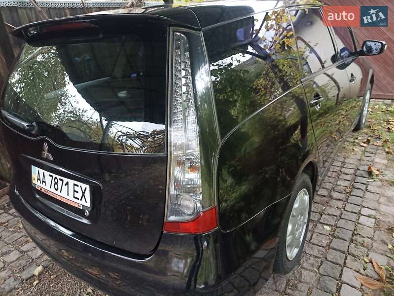Мінівен Mitsubishi Grandis 2008 в Києві