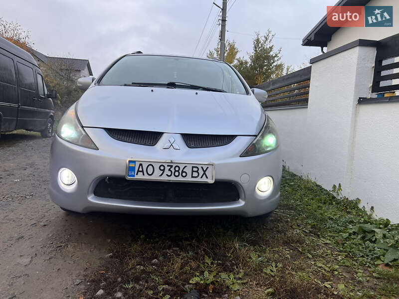 Минивэн Mitsubishi Grandis 2005 в Ужгороде фото 2 Минивэн Mitsubishi Grandis 2005 в Ужгороде