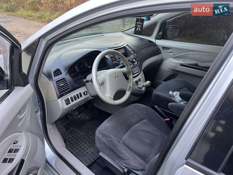Минивэн Mitsubishi Grandis 2005 в Ужгороде фото 8 Минивэн Mitsubishi Grandis 2005 в Ужгороде