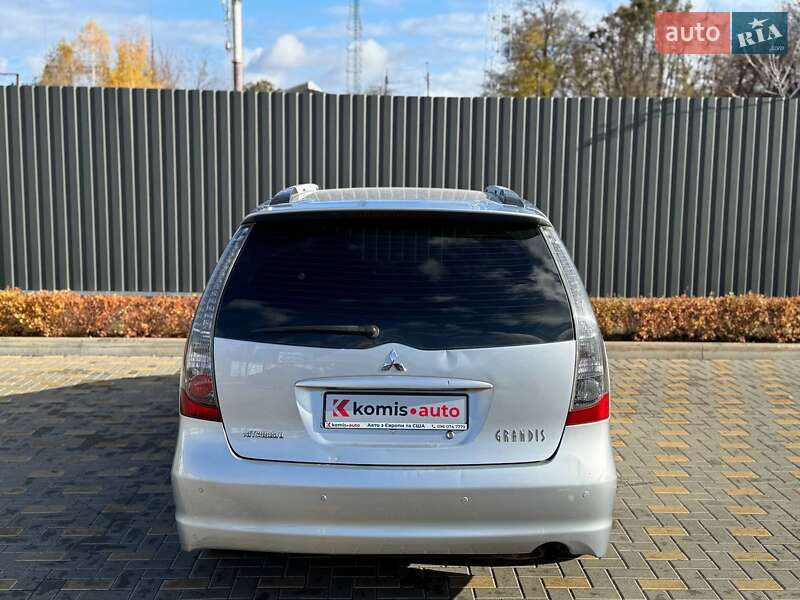 Минивэн Mitsubishi Grandis 2008 в Виннице фото 8 Минивэн Mitsubishi Grandis 2008 в Виннице