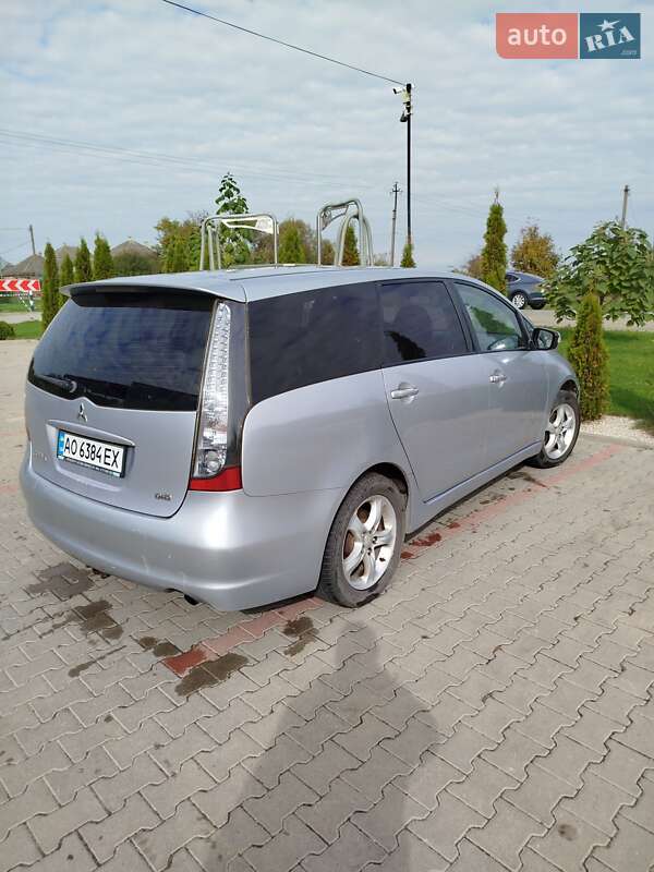 Минивэн Mitsubishi Grandis 2006 в Мукачево фото 2 Минивэн Mitsubishi Grandis 2006 в Мукачево