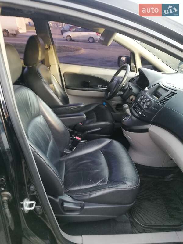 Мінівен Mitsubishi Grandis 2006 в Києві фото 8 Мінівен Mitsubishi Grandis 2006 в Києві