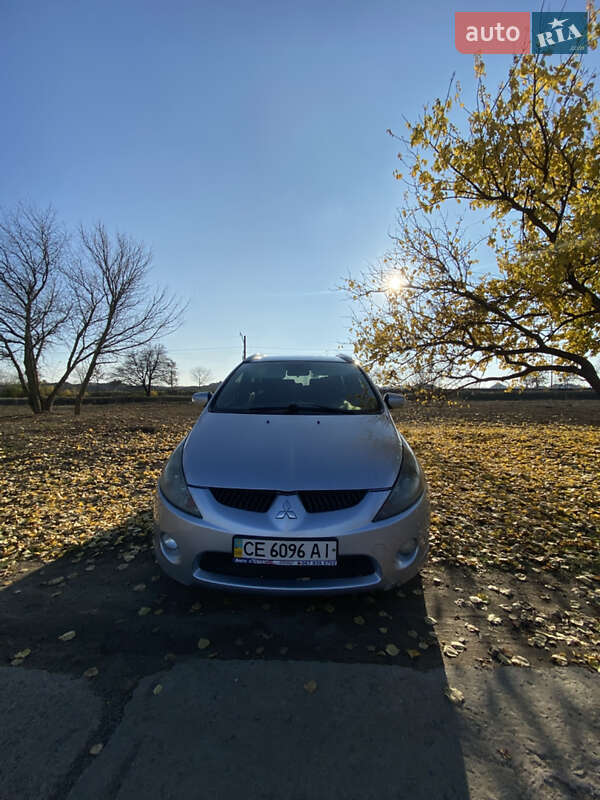 Минивэн Mitsubishi Grandis 2007 в Покрове