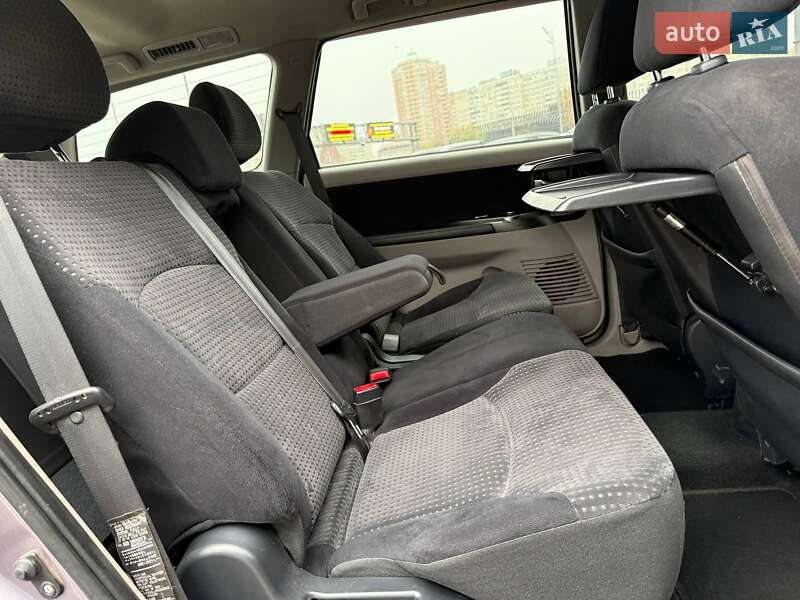 Минивэн Mitsubishi Grandis 2006 в Киеве фото 11 Минивэн Mitsubishi Grandis 2006 в Киеве