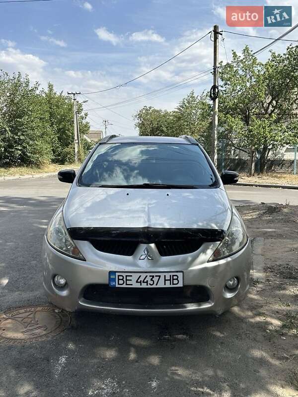 Минивэн Mitsubishi Grandis 2009 в Николаеве фото 6 Минивэн Mitsubishi Grandis 2009 в Николаеве
