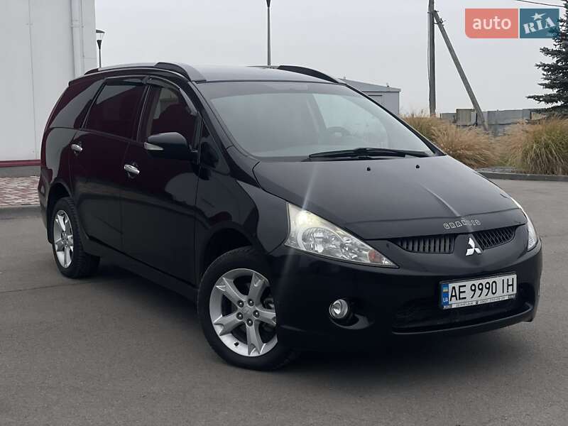 Минивэн Mitsubishi Grandis 2008 в Днепре фото Минивэн Mitsubishi Grandis 2008 в Днепре