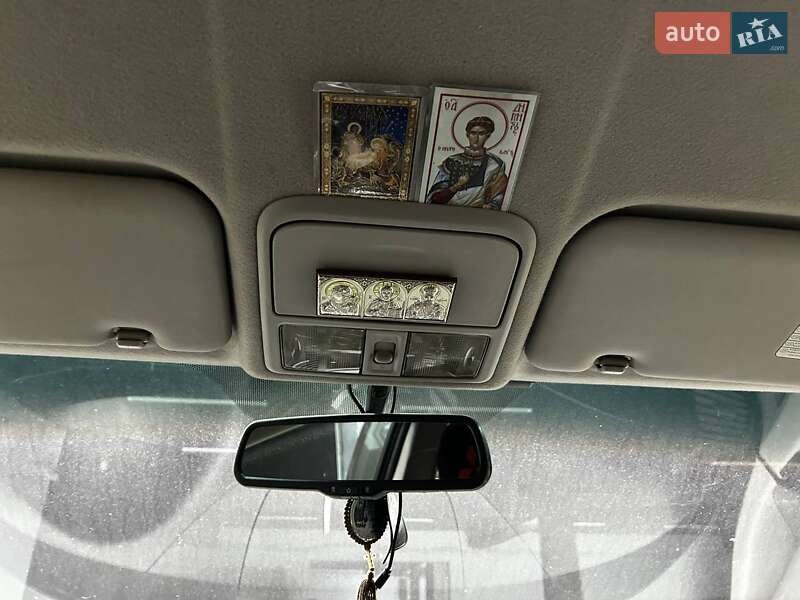 Минивэн Mitsubishi Grandis 2008 в Черновцах