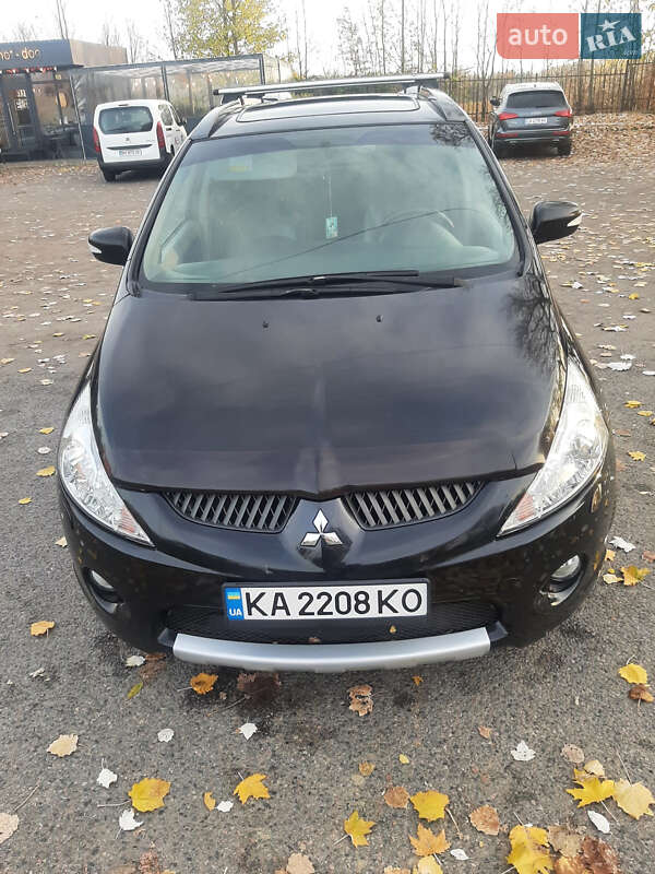 Минивэн Mitsubishi Grandis 2008 в Умани
