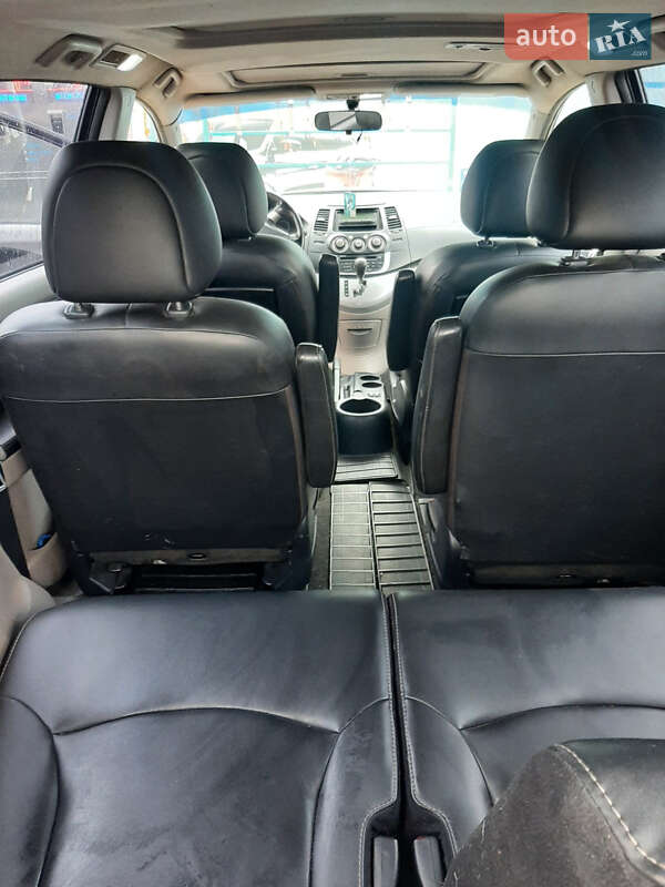 Минивэн Mitsubishi Grandis 2008 в Умани