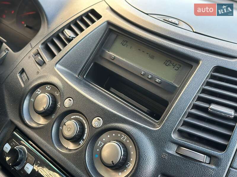 Мінівен Mitsubishi Grandis 2006 в Львові