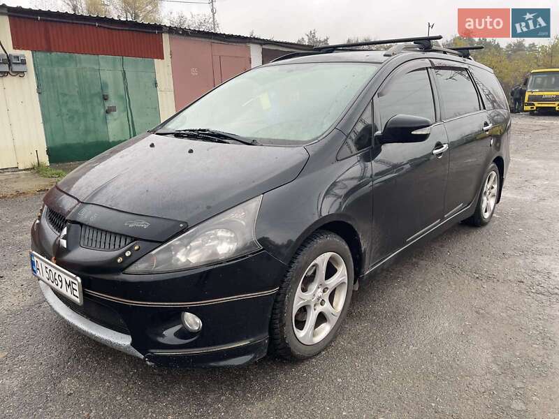 Минивэн Mitsubishi Grandis 2004 в Киеве фото 6 Минивэн Mitsubishi Grandis 2004 в Киеве