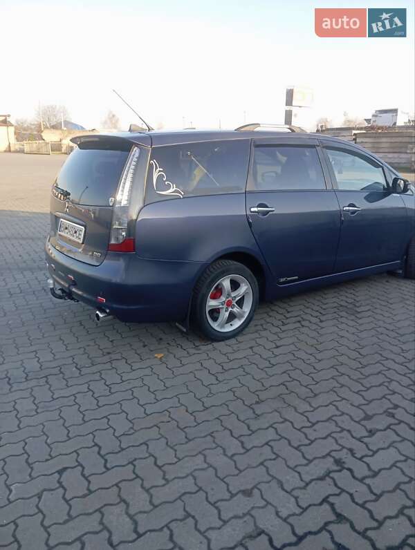 Минивэн Mitsubishi Grandis 2006 в Сарнах фото 3 Минивэн Mitsubishi Grandis 2006 в Сарнах