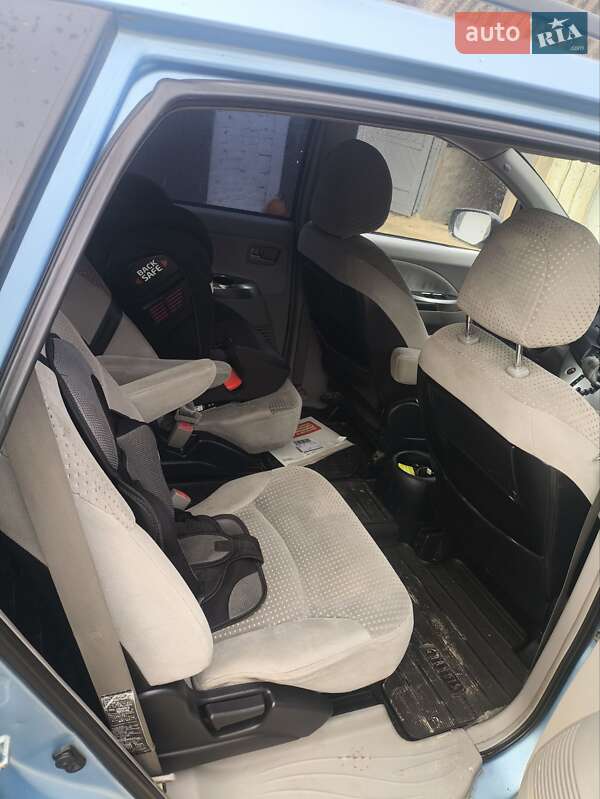 Минивэн Mitsubishi Grandis 2004 в Дубно