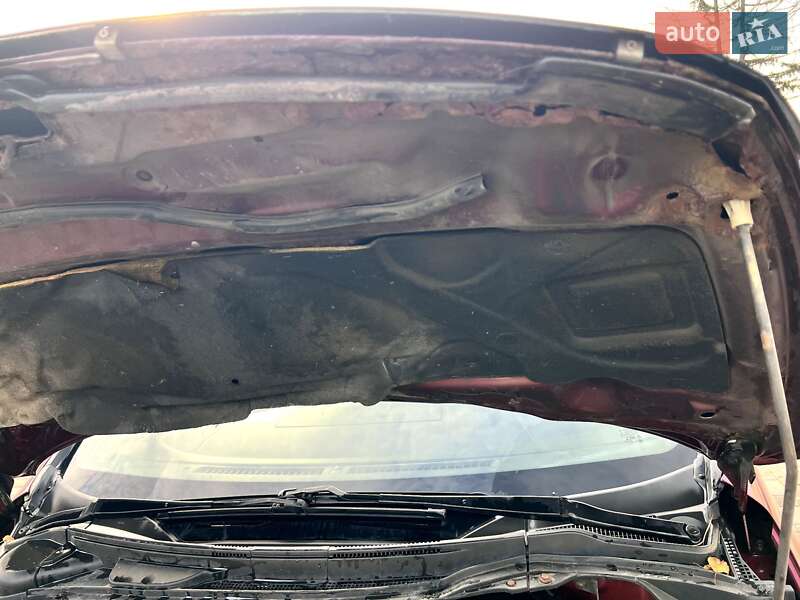 Минивэн Mitsubishi Grandis 2004 в Гатном фото 18 Минивэн Mitsubishi Grandis 2004 в Гатном