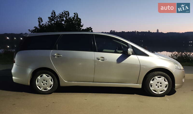 Минивэн Mitsubishi Grandis 2008 в Киеве