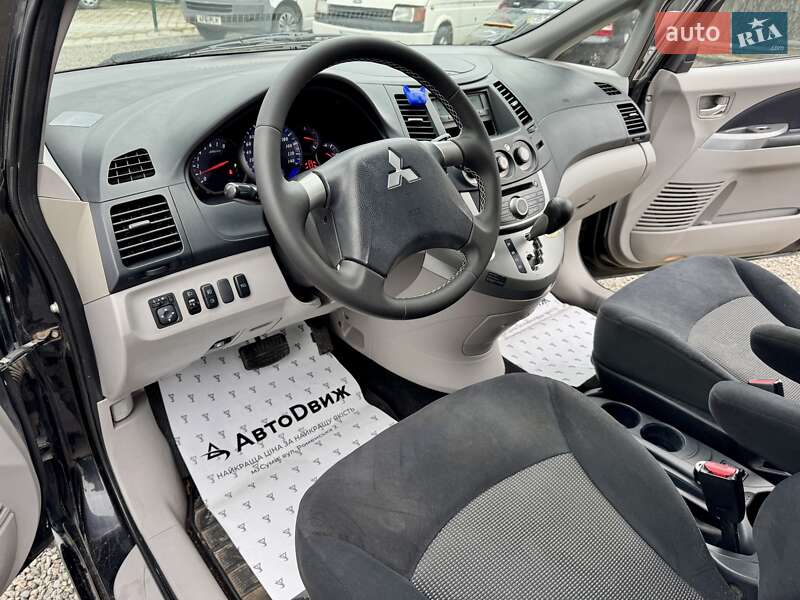 Минивэн Mitsubishi Grandis 2008 в Сумах