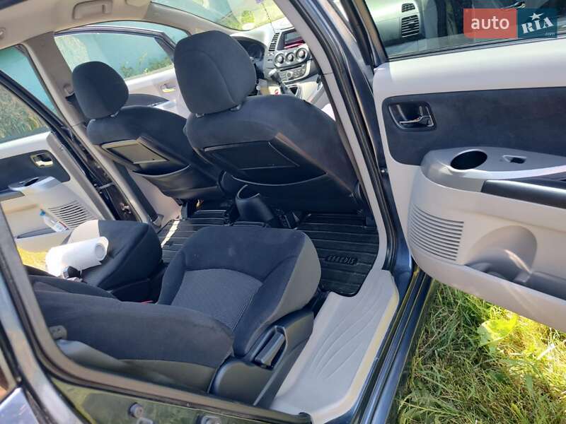 Минивэн Mitsubishi Grandis 2008 в Теребовле