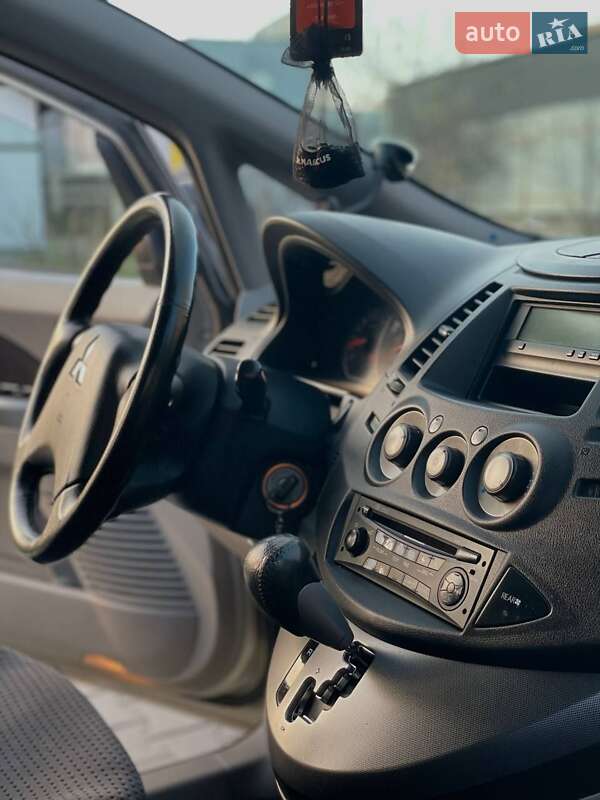 Минивэн Mitsubishi Grandis 2007 в Тернополе