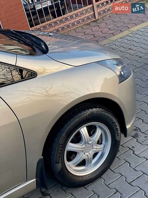 Минивэн Mitsubishi Grandis 2007 в Тернополе