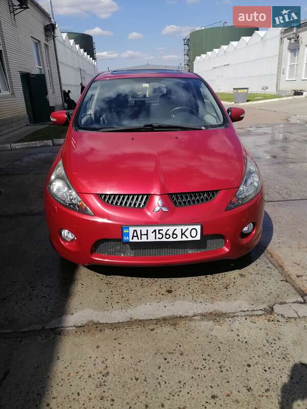 Минивэн Mitsubishi Grandis 2006 в Киеве