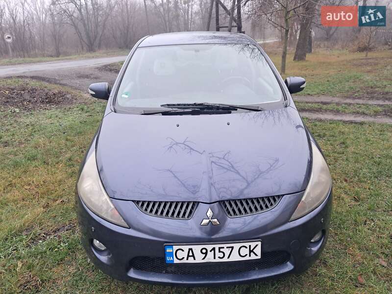 Mitsubishi Grandis 2006 Mitsubishi Grandis 2006