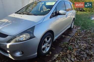 Мінівен Mitsubishi Grandis 2004 в Києві