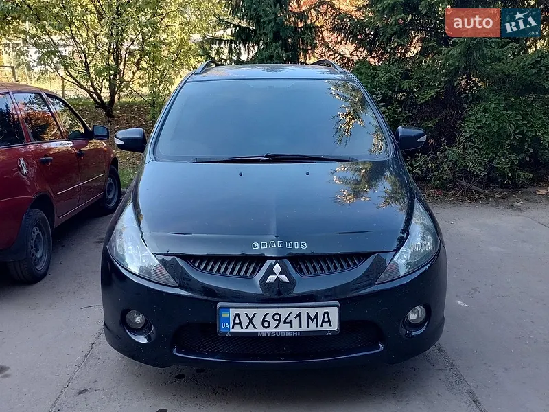 Mitsubishi Grandis