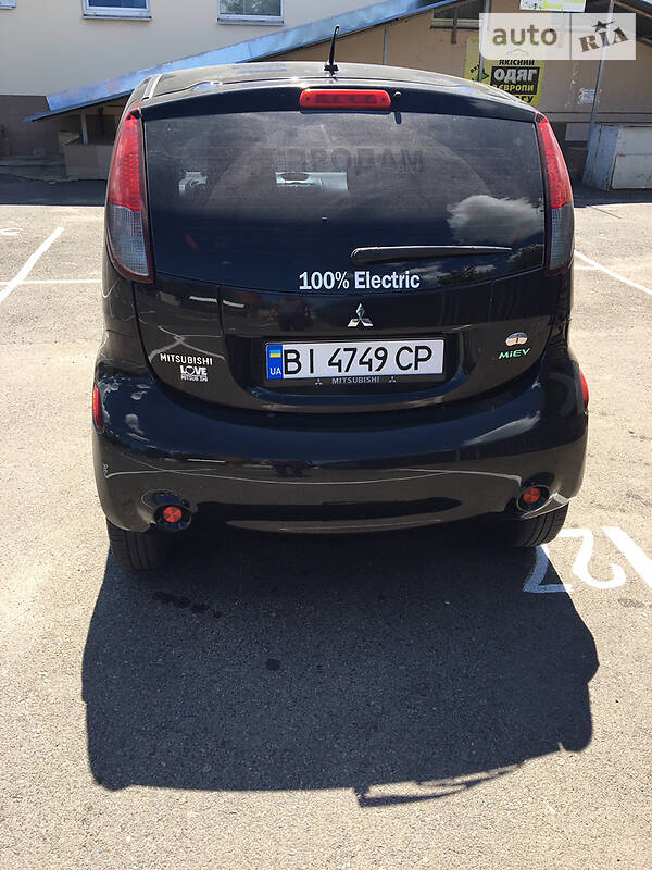 Хэтчбек Mitsubishi i-MiEV 2014 в Полтаве