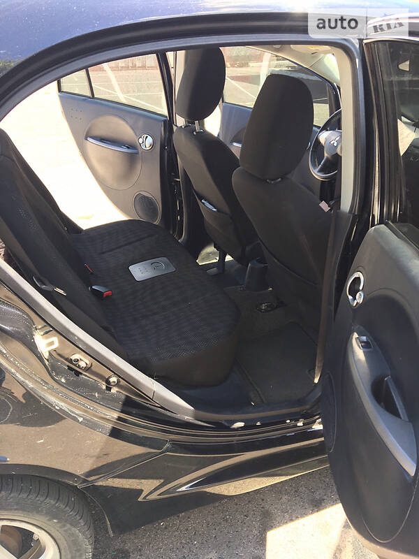 Хэтчбек Mitsubishi i-MiEV 2014 в Полтаве