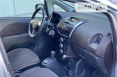 Хэтчбек Mitsubishi i-MiEV 2012 в 