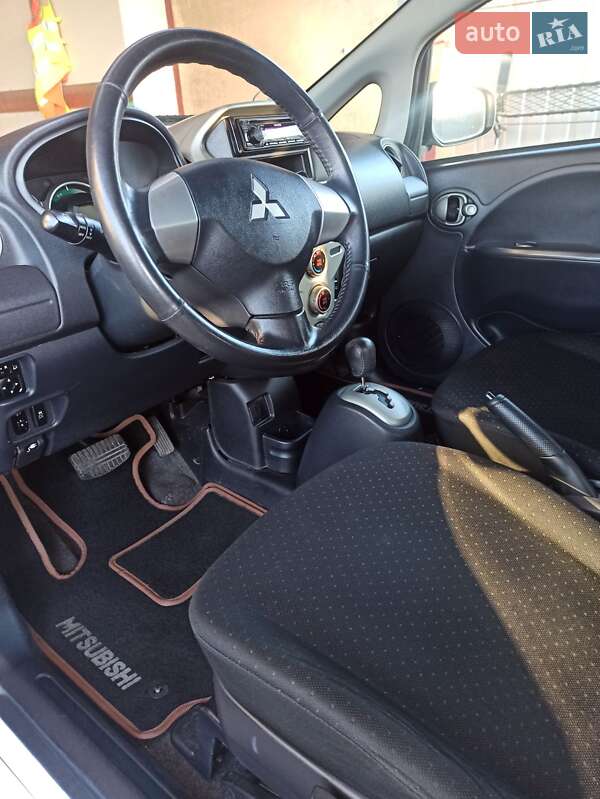 Хетчбек Mitsubishi i-MiEV 2011 в Вінниці